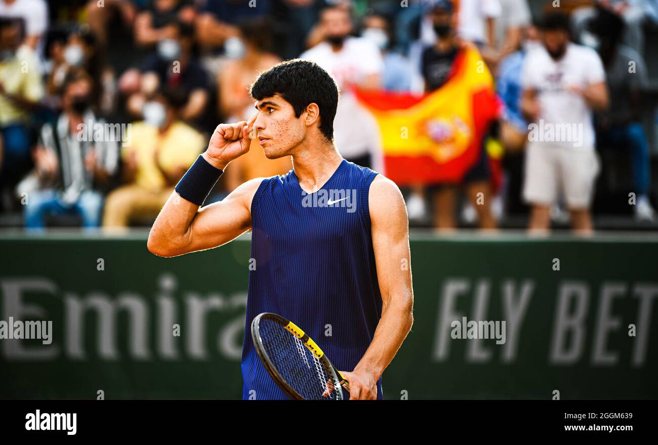 Carlos Alcaraz während der 2. Runde von Roland Garros (French Open), Grand Slam Tennisturnier am 3. Juni 2021. Stockfoto