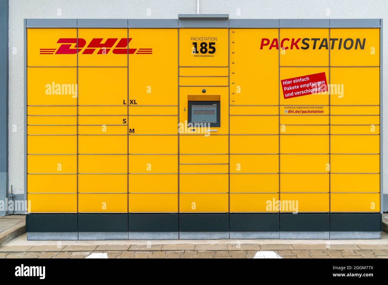 DHL Packstation im Industriegebiet Schwabmünchen Stockfotografie - Alamy