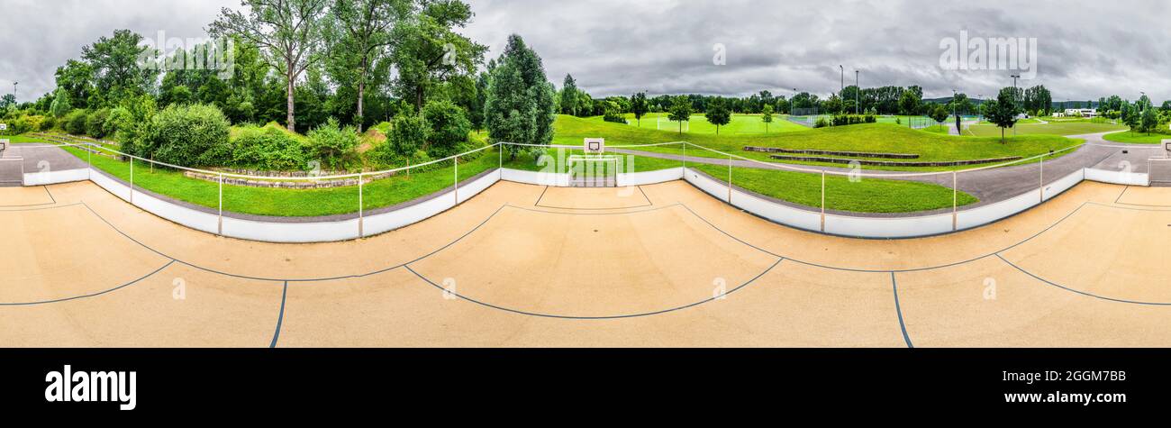Drohnenbild, 360-Grad-Panorama, Basketballplatz, Schorndorf, Baden-Württemberg, Deutschland Stockfoto