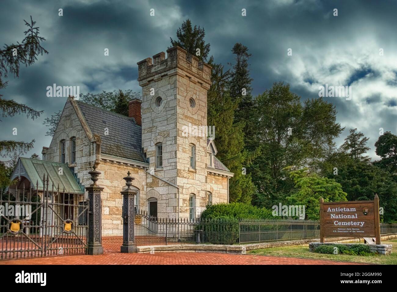 Die Cemetery Lodge am Eingang des Antietam National Cemetery in Sharpesburg, Maryland. Stockfoto