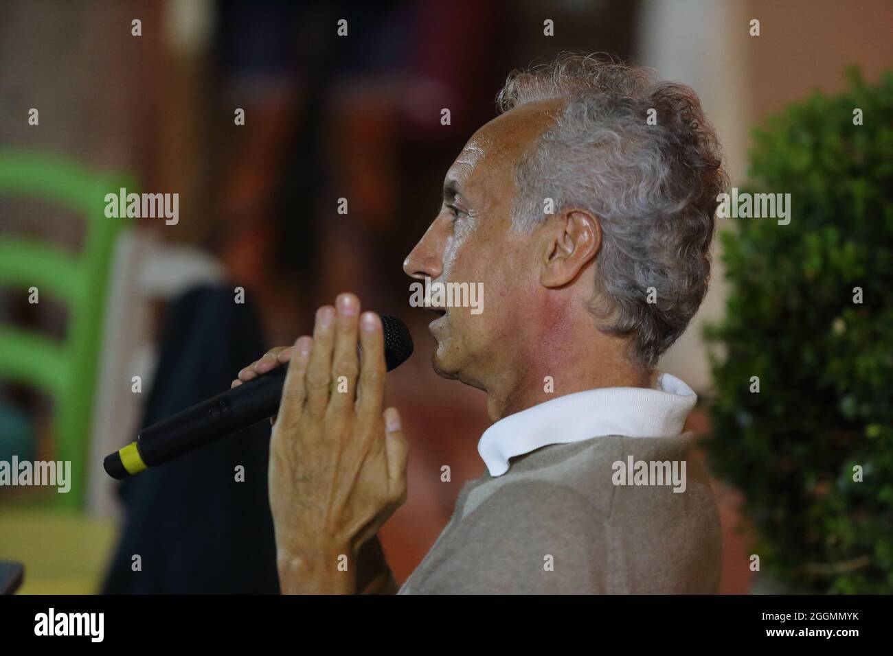 Marco Travaglio präsentiert 'Indro il 900' beim Festival delle Storie, Atina, 25. August 2021 Stockfoto