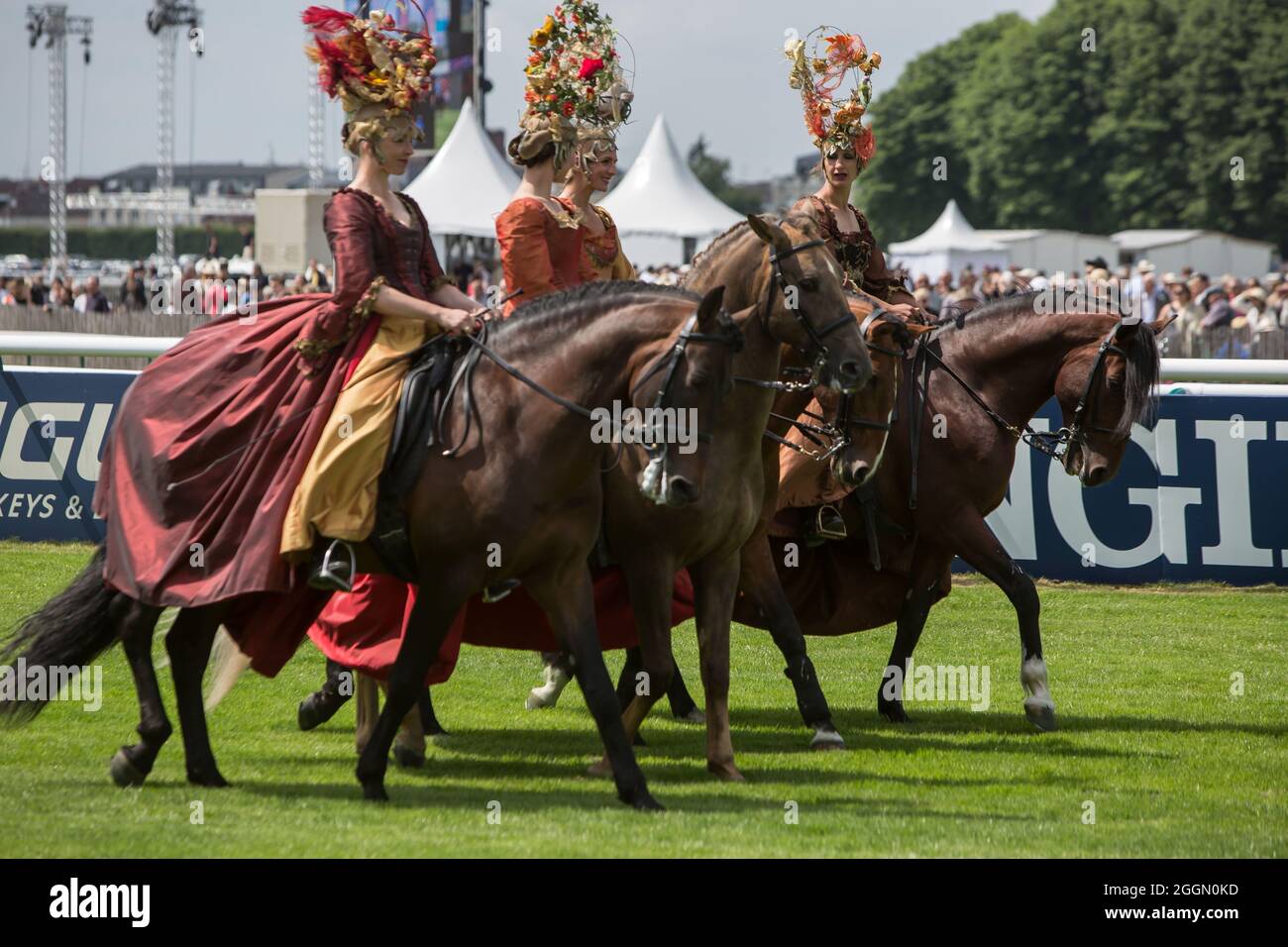 FRANKREICH. OISE (60) CHANTILLY HIPPODROME. PRIX DE DIANE, MODEDESIGN Stockfoto