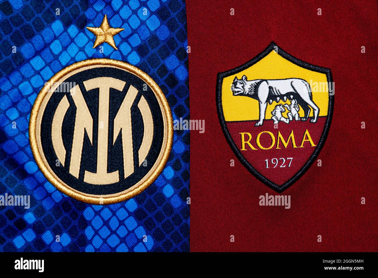 Nahaufnahme des Vereinswappens von Inter & Roma. Stockfoto