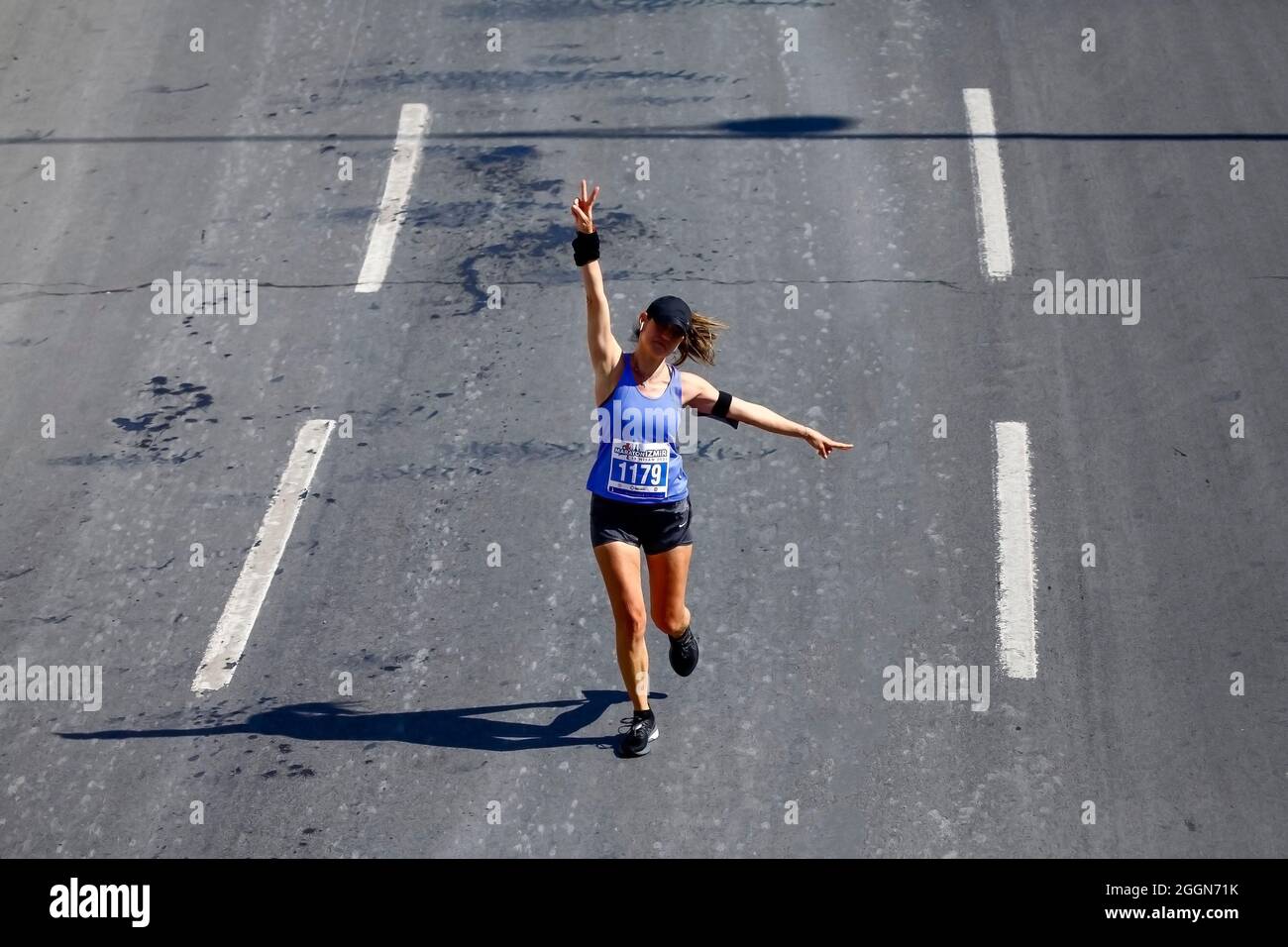 11-04-2021 Izmir-Türkei: Marathon Izmir 2021 Stockfoto