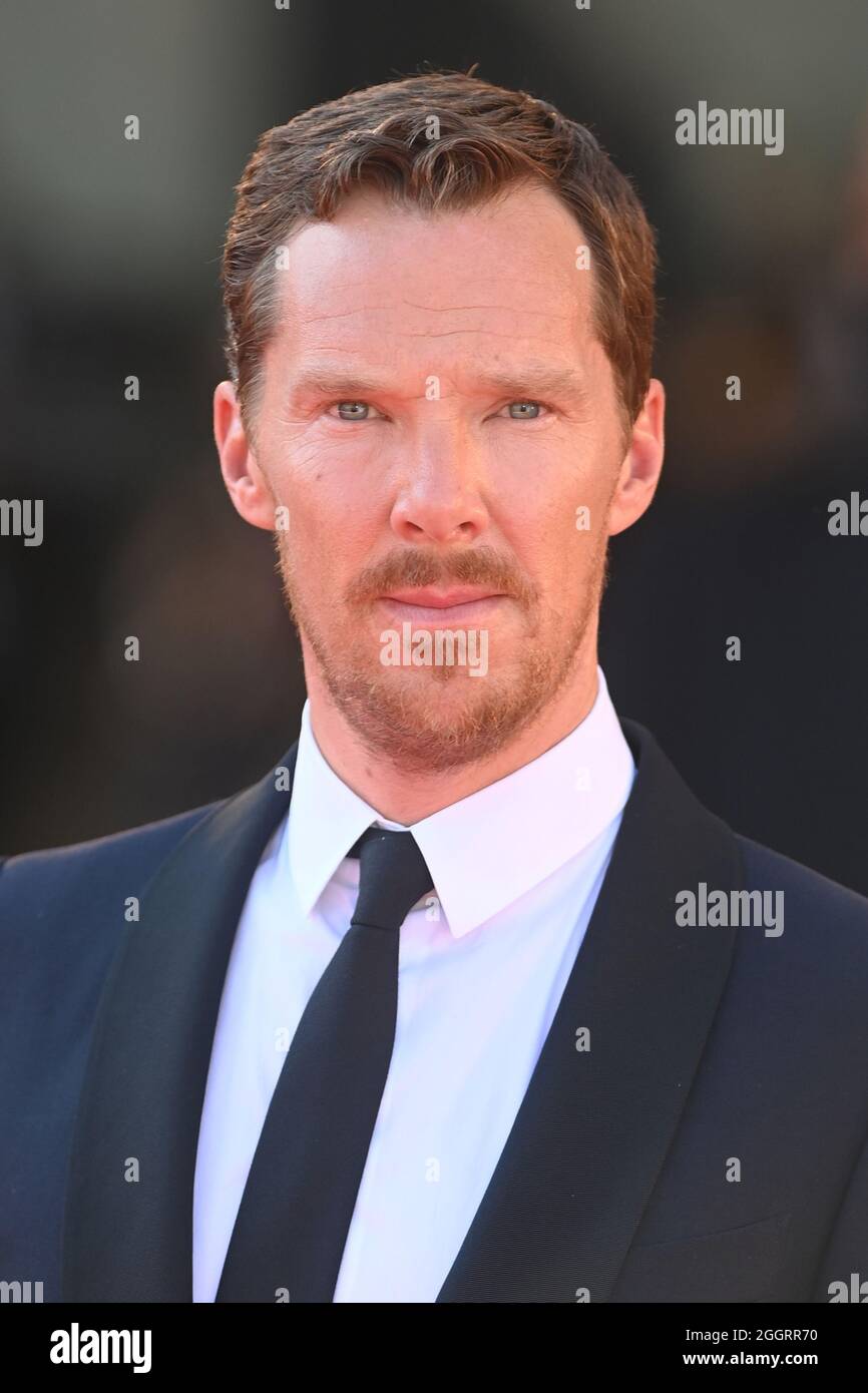 Venedig, Italien. September 2021. Der englische Schauspieler Benedict Cumberbatch nimmt am 3. September 2021 an der Vorführung von „The Power of the Dog“ während des 78. Internationalen Filmfestivals in Venedig, Italien, Teil. Foto von Paul Treadway/ Credit: UPI/Alamy Live News Stockfoto