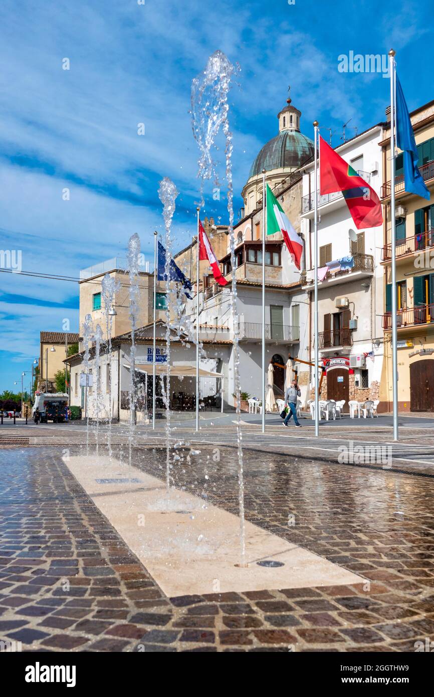 Piazza del Plebiscito (oder Platz der kanadischen Helden) in Ortona, Italien Stockfoto