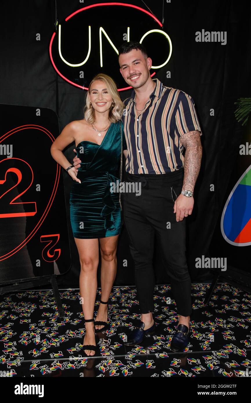 Berlin, Deutschland. September 2021. Ana Johnson und ihr Ehemann Tim Johnson kommen bei der UNO an und spielen für eine Wohltätigkeitsveranstaltung im Soho House. Quelle: Gerald Matzka/dpa/Alamy Live News Stockfoto