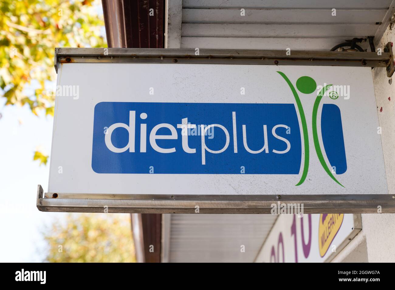 Bordeaux , Aquitaine Frankreich - 12 25 2020 : dietplus Text Zeichen Logo Marke zu helfen, einen gesunden Lebensstil in Lebensmittel Rebalancing Fachdiät zu erwerben Stockfoto