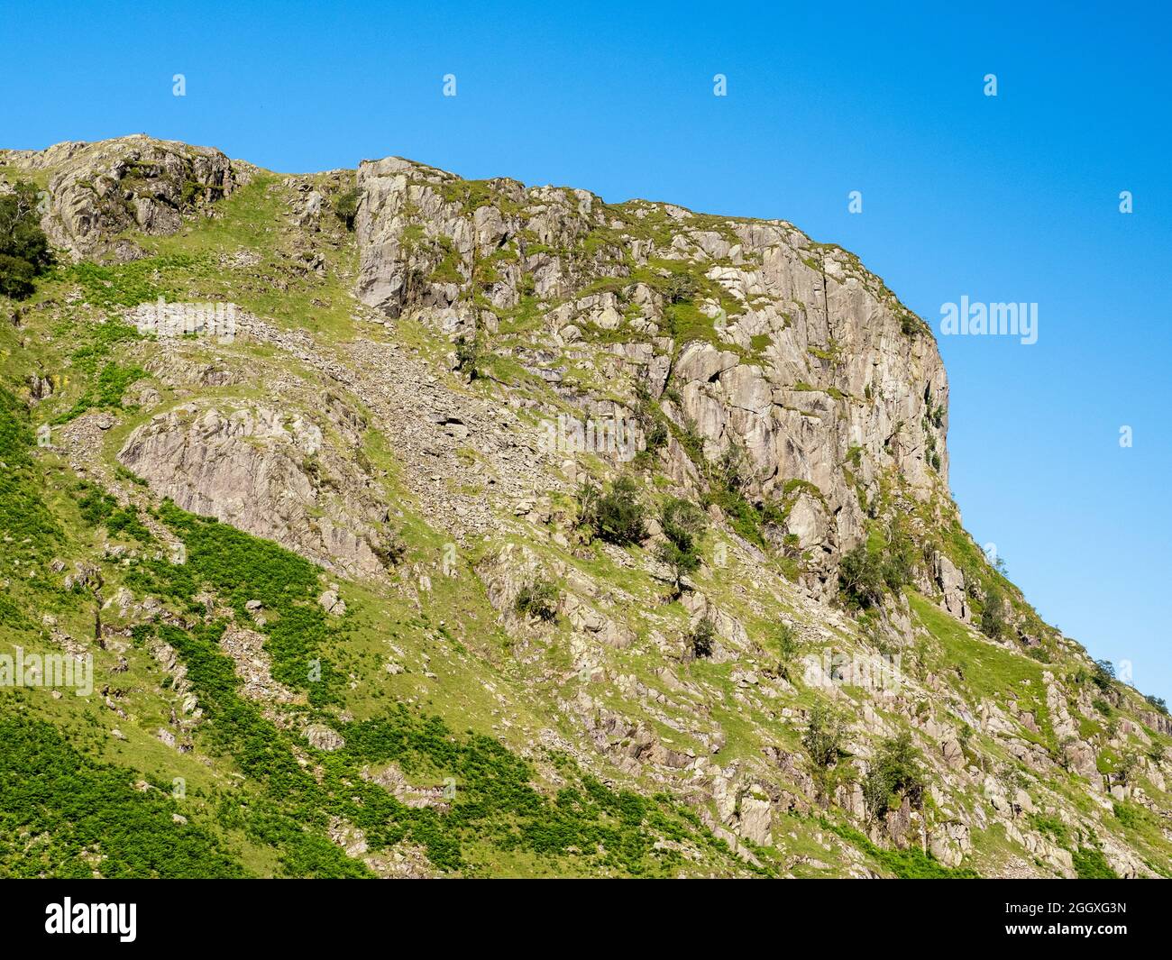 Eagle Crag in Borrowdale, Lake District, Großbritannien. Stockfoto