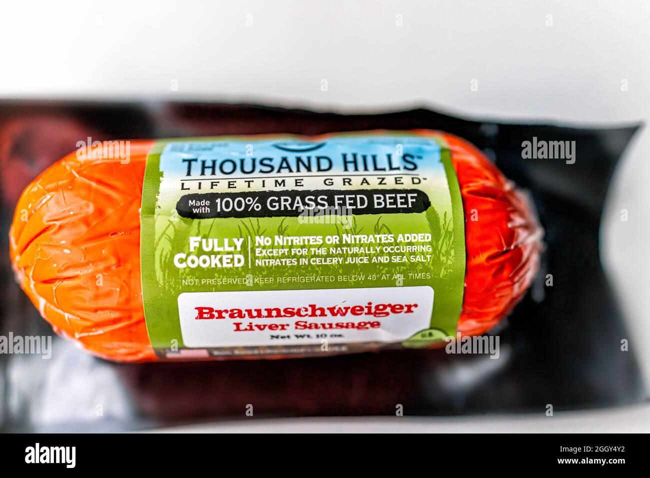 Herndon, USA - 4. Januar 2021: Thousand Hills Lifetime grazed Brand packed kaufte Leberwurst vollständig gekocht Braunschweiger Stockfoto