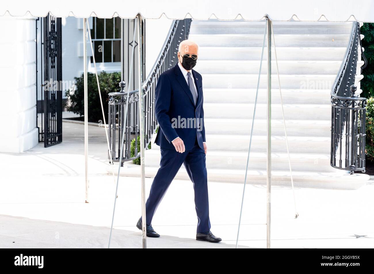 Washington DC, USA. September 2021. Präsident Joe Biden verlässt das Weiße Haus, um nach New Orleans, Louisiana, zu reisen. Kredit: SOPA Images Limited/Alamy Live Nachrichten Stockfoto