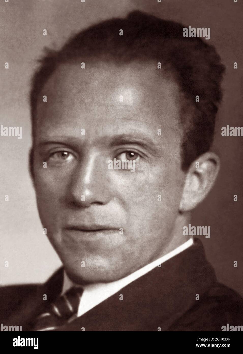 Porträt von Werner Heisenberg (1901-1976), deutscher theoretischer Physiker und Pionier der Quantenmechanik, die die 1932 Nobelpreis für Physik für seine Theorie und Anwendungen der Quantenmechanik gewonnen. Stockfoto