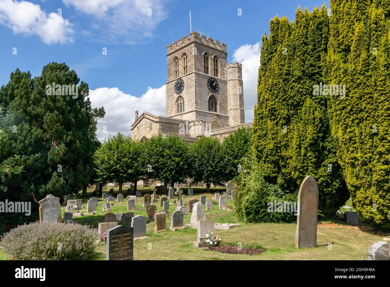 Graveyard and St Mary's Church, Thame, Oxfordshire, England, Großbritannien Stockfoto