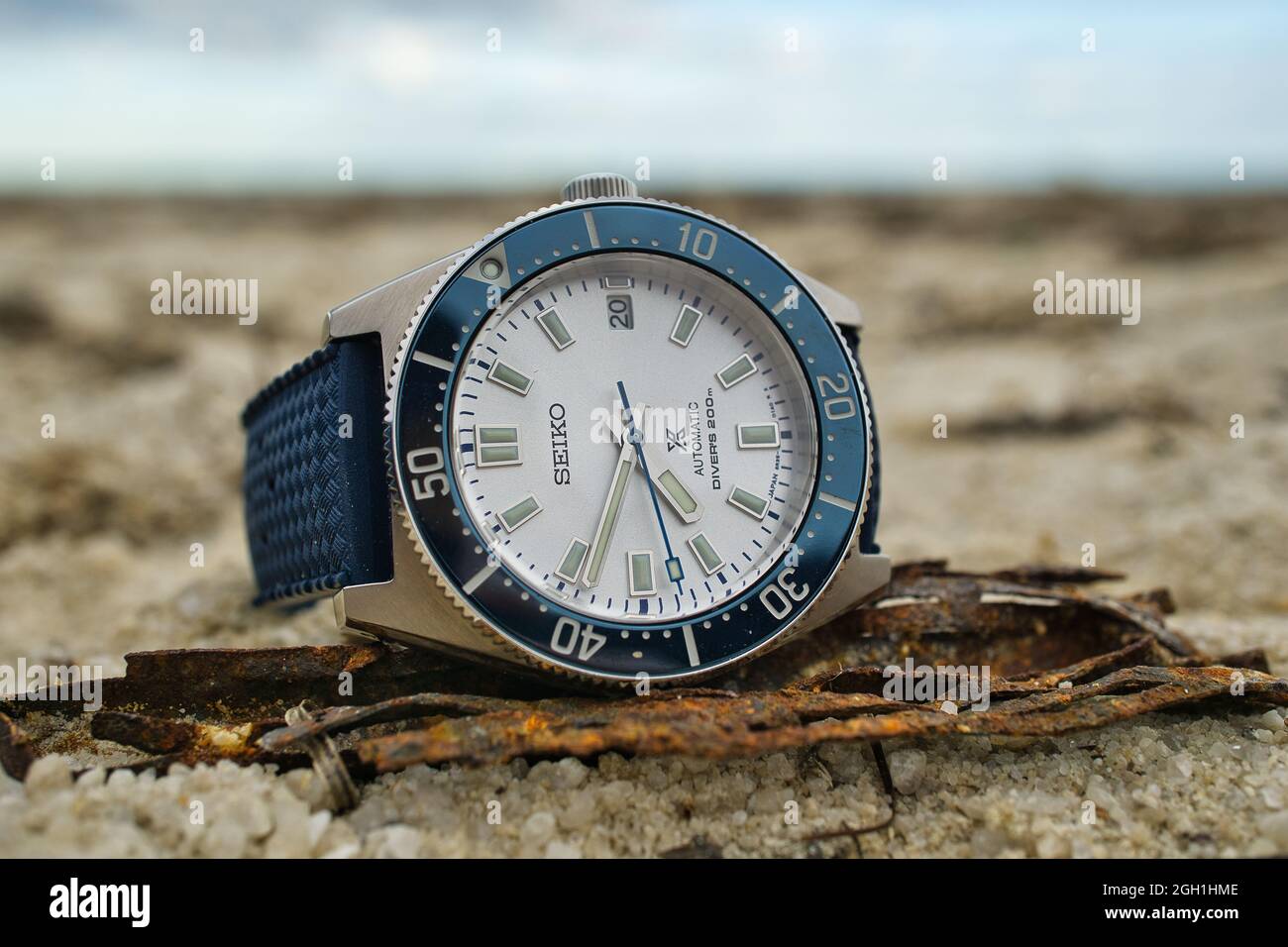 Seiko Prospex SBDC139 alias SPB213J1 Tauch 140th Anniversary Piece Stockfotografie Alamy