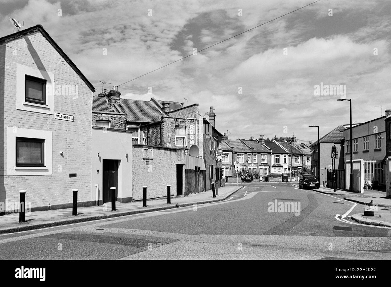 Spätviktorianische Reihenhäuser an der Vale Road im Harringay Warehouse District, North London, Großbritannien Stockfoto