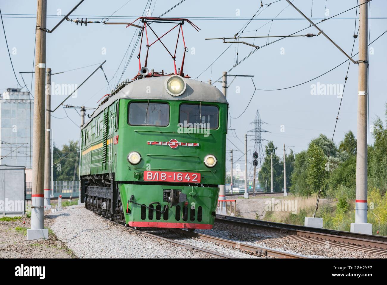 Moskau, Russland - 27. August 2021: Retro-Güterlokomotive VL8 Nummer 1642. Lokomotiven VL8 wurden seit 1956 Jahren hergestellt. Stockfoto