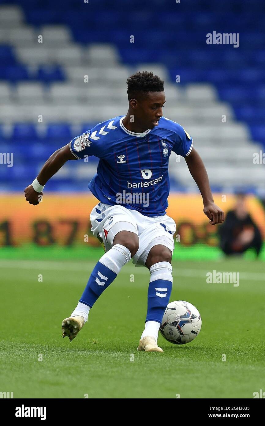 OLDHAM, GROSSBRITANNIEN. 4. SEPTEMBER Oldham Athletic's Dylan Fage während des Sky Bet League 2-Spiels zwischen Oldham Athletic und Barrow im Boundary Park, Oldham am Samstag, 4. September 2021. (Foto von: Eddie Garvey | MI News) Kredit: MI Nachrichten & Sport /Alamy Live News Stockfoto