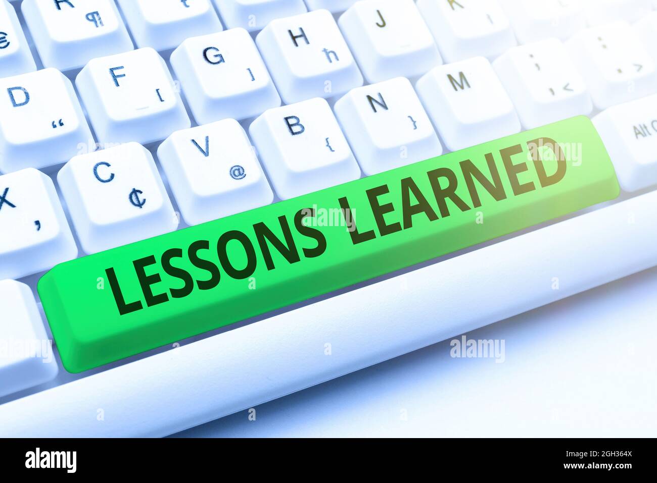 Konzeptionelle Bildunterschrift Lessons Learned. Internet-Konzept das Wissen oder Verständnis durch die Erfahrung, die Schaffung neuer Word-Processing-Programm gewonnen, Fixing Stockfoto