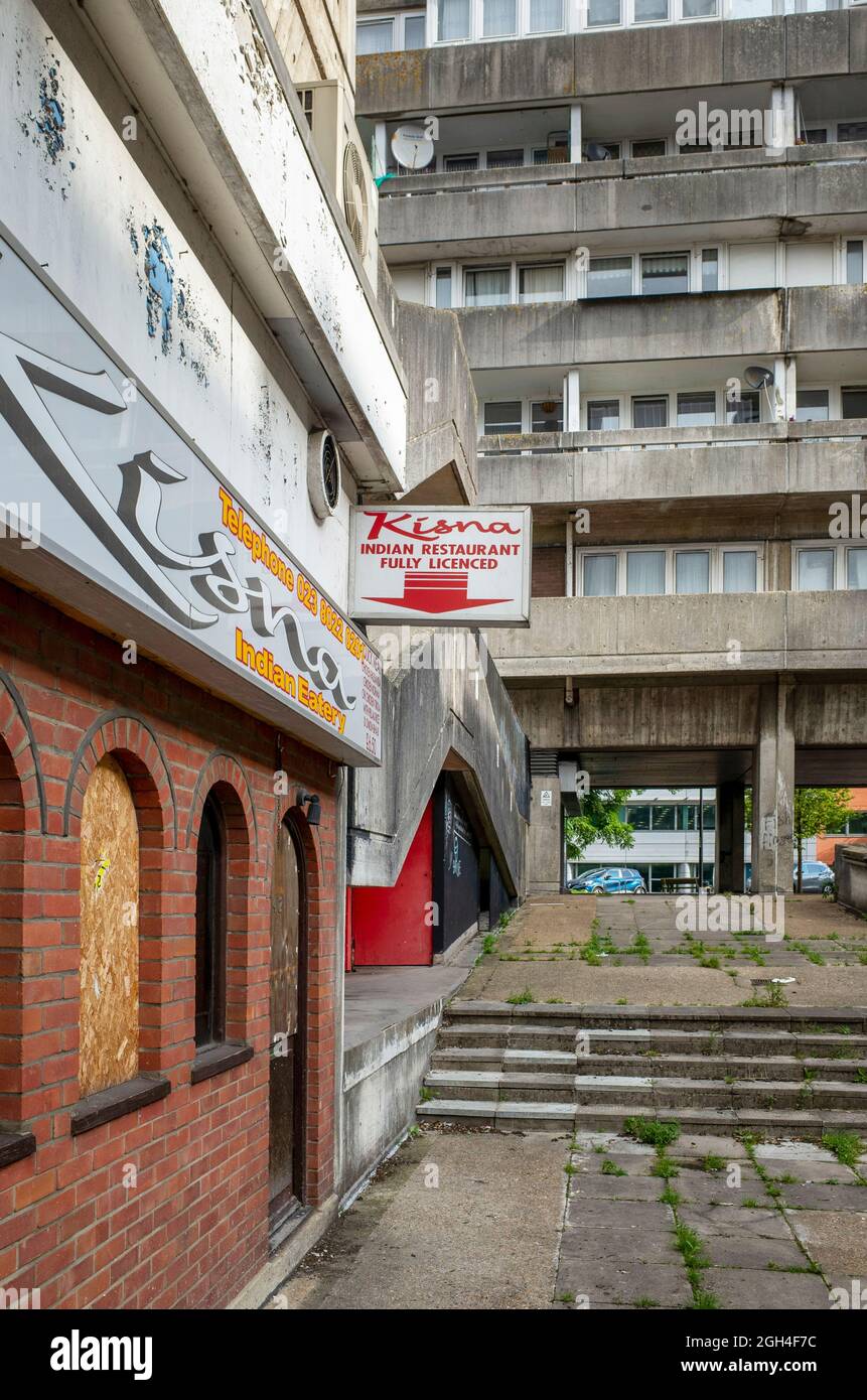 Brutalistische Architektur im Wyndham Court Southampton by Lyons Israel Ellis Stockfoto