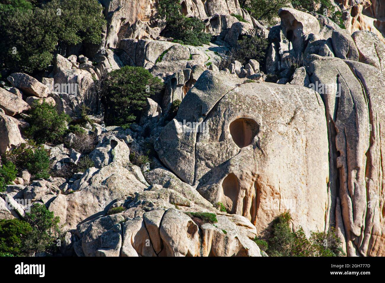 Dies ist das Valle della Lune, Tal des Mondes, im Nordwesten Sardiniens. Es liegt in der Nähe der Stadt Aggius und ist ein landwirtschaftlich anbautes Gebiet Stockfoto