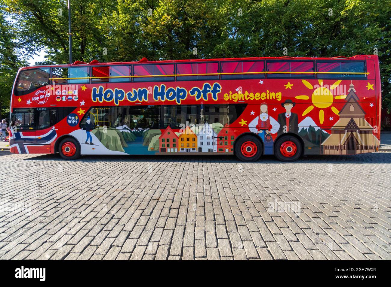 Hop on Hop off Sightseeing Bus in Oslo, Norwegen Stockfoto