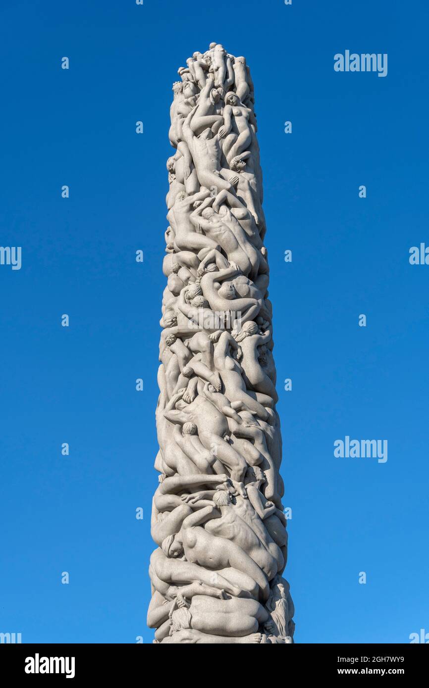 Die Monolith-Säule des norwegischen Bildhauers Gustav Vigeland im Frogner Park in Oslo, Norwegen Stockfoto