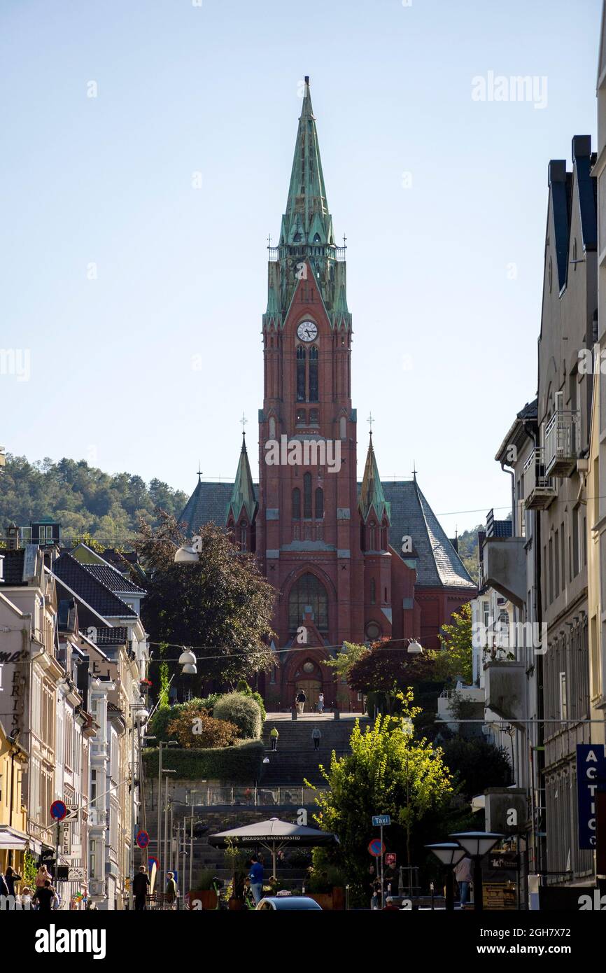 St. John's Church ist eine Pfarrkirche der norwegischen Kirche in Bergen Municipality im Vestland County, Norwegen, Europa Stockfoto