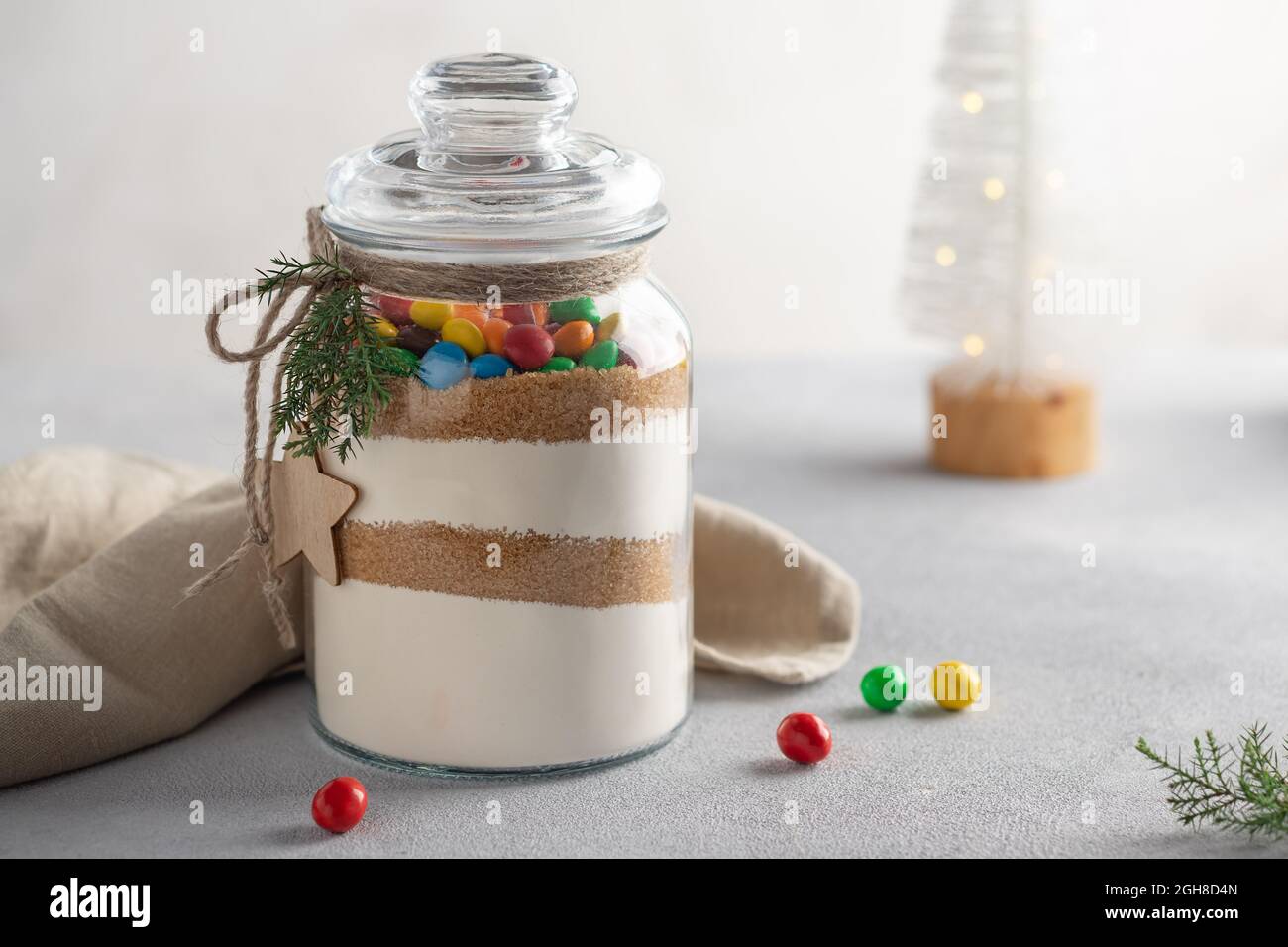 Trockene Zutaten für die Herstellung von Weihnachtsplätzchen. weihnachten süß Stockfoto