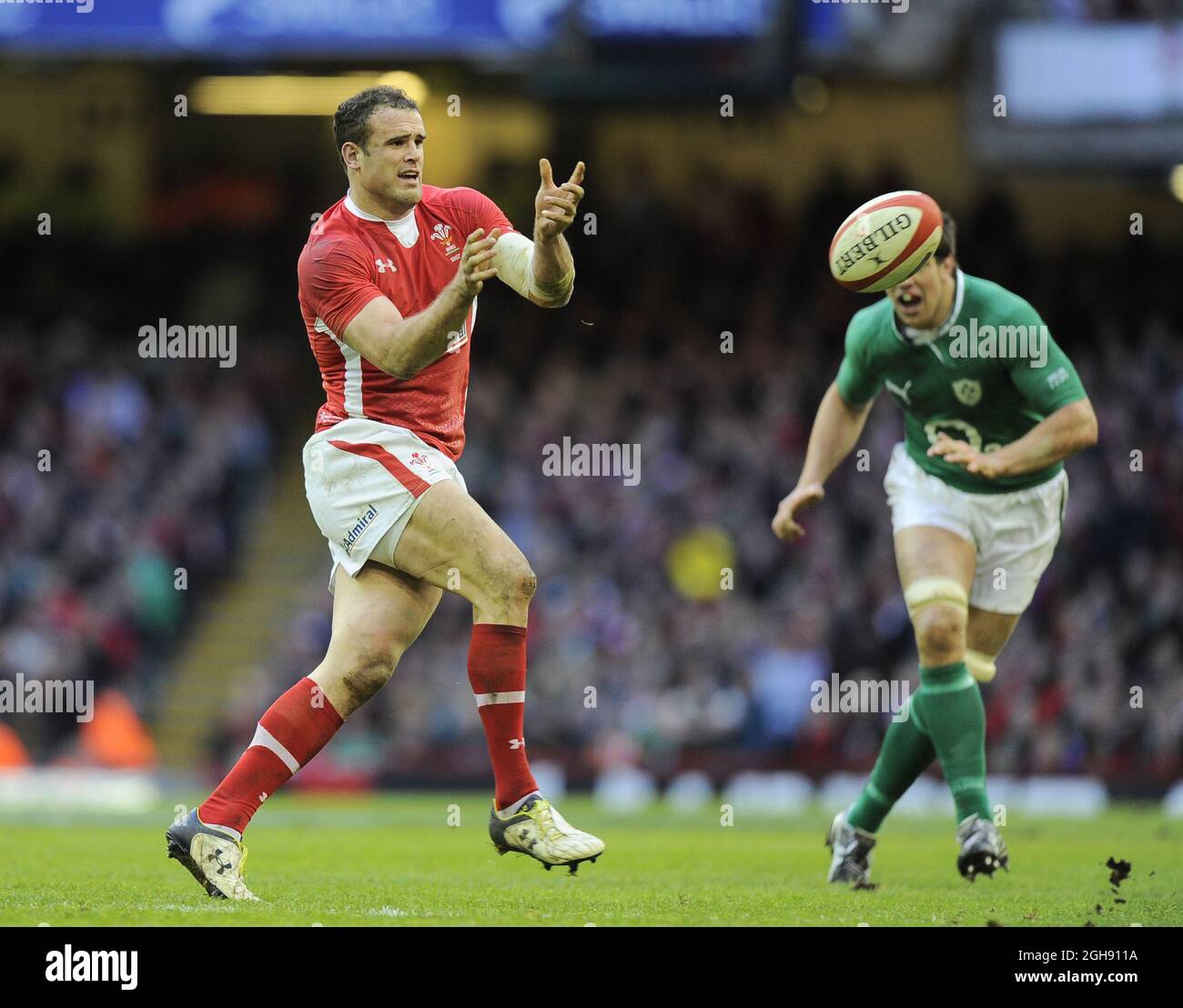 Jamie Roberts aus Wales während der RBS 6 Nations Championship 2013 zwischen Wales und Irland im Millennium Stadium in Cardiff am 02. Februar 2013. Stockfoto