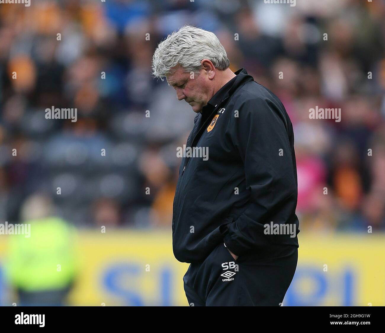 Steve Bruce, der Manager von Hull City, war am 24. Mai 2015 beim Barclays Premier League-Spiel zwischen Hull City und Manchester United im KC Stadium in Hull deprimierend. Picture: Simon Bellis. Stockfoto