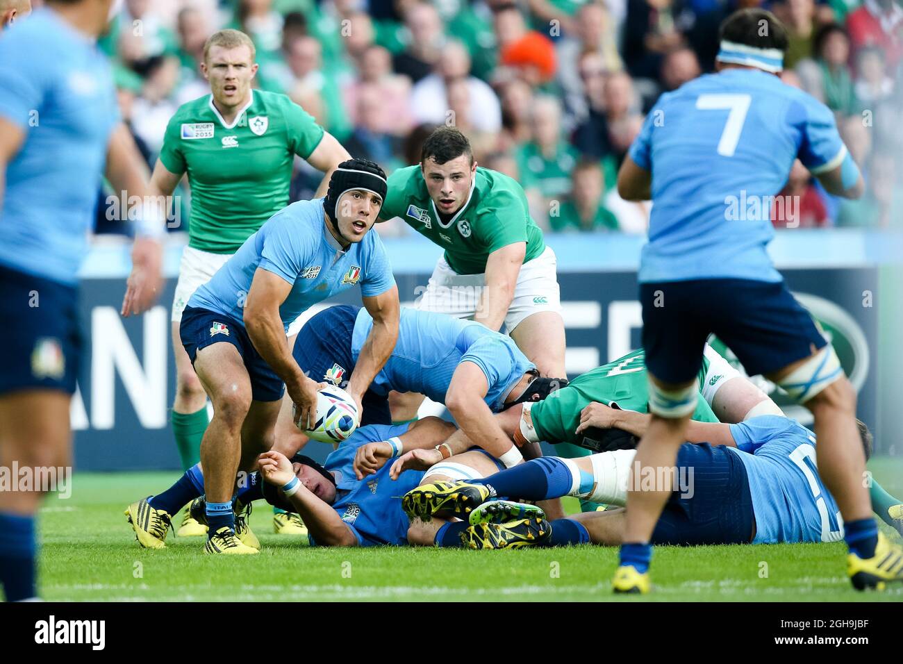 Bild #: 39900415 4. Oktober 2015 - London, Vereinigtes Königreich - Italiens Edoardo Gori - Rugby-Weltmeisterschaft 2015 - Pool D - Irland gegen Italien - Olympiastadion - London- England - 4. Oktober 2015 Stockfoto