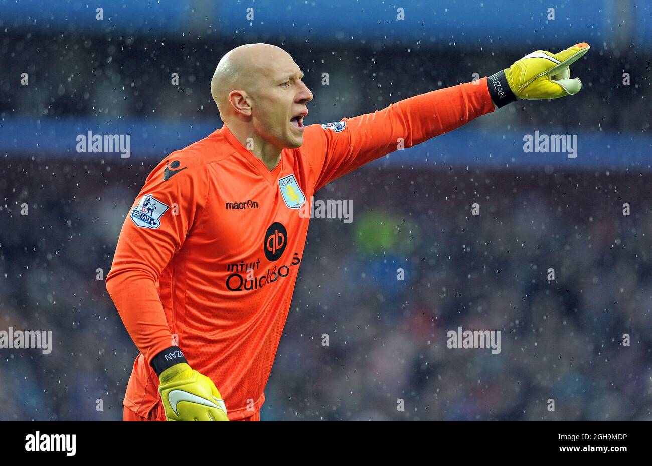 Bild #: 41385056 Nov. 28, 2015 - Birmingham, Großbritannien - Aston Villa Torwart Brad Guzan.- Barclays Premier League - Aston Villa vs Watford - Villa Park - Birmingham - England - 28. November 2015 - Robin Parker Stockfoto