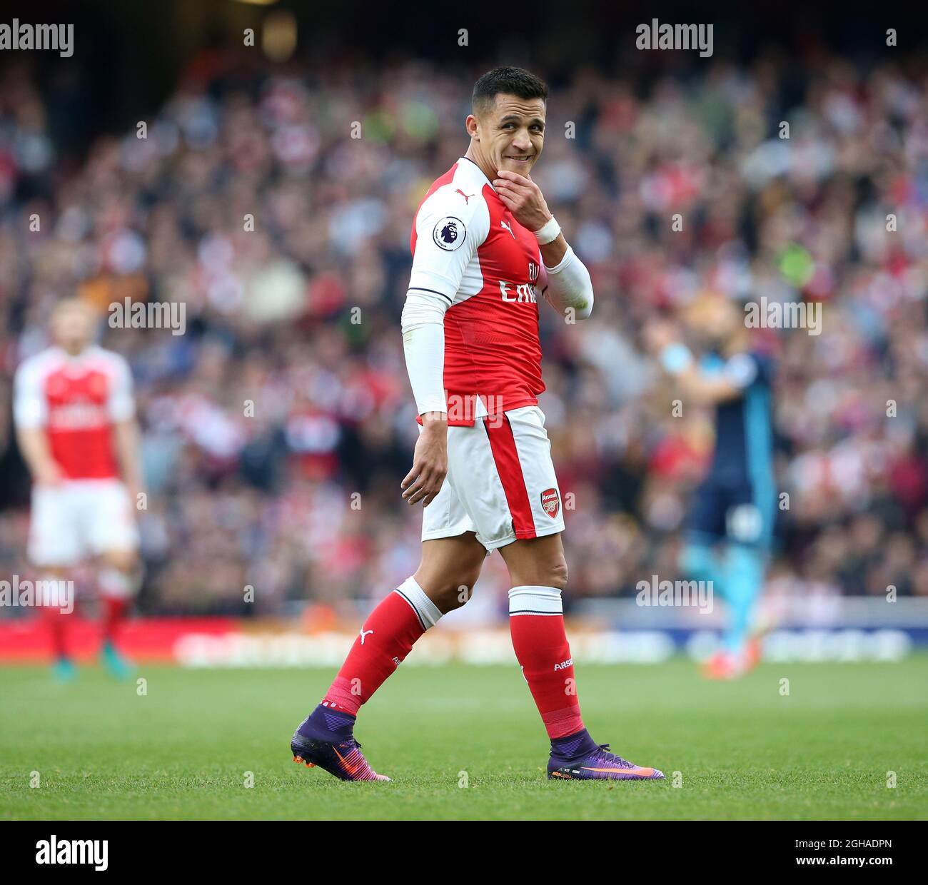 Alexis Sanchez von Arsenal sieht während des Spiels der Premier League im Emirates Stadium in London niedergeschlagen aus. Bilddatum 22. Oktober 2016 Pic David Klein/Sportimage via PA Images Stockfoto
