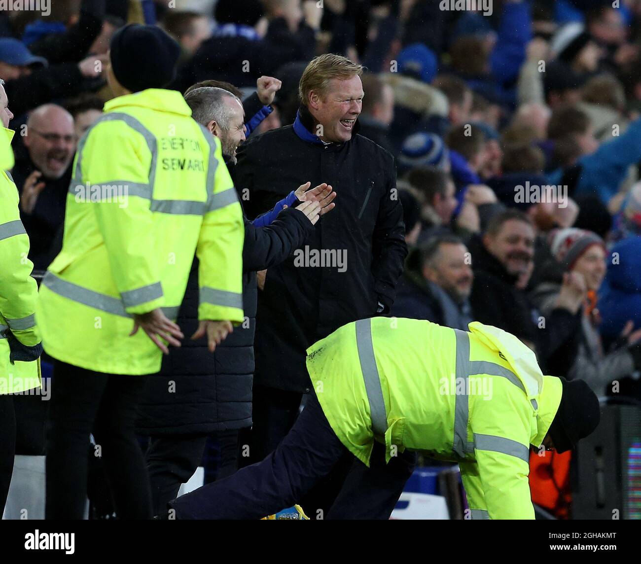 Ronald Koeman-Manager von Everton freut sich nach dem vierten Tor während des Spiels der englischen Premier League im Goodison Park Stadium, Liverpool Bilddatum: 15. Januar 2017. PIC Simon Bellis/Sportimage über PA Images Stockfoto