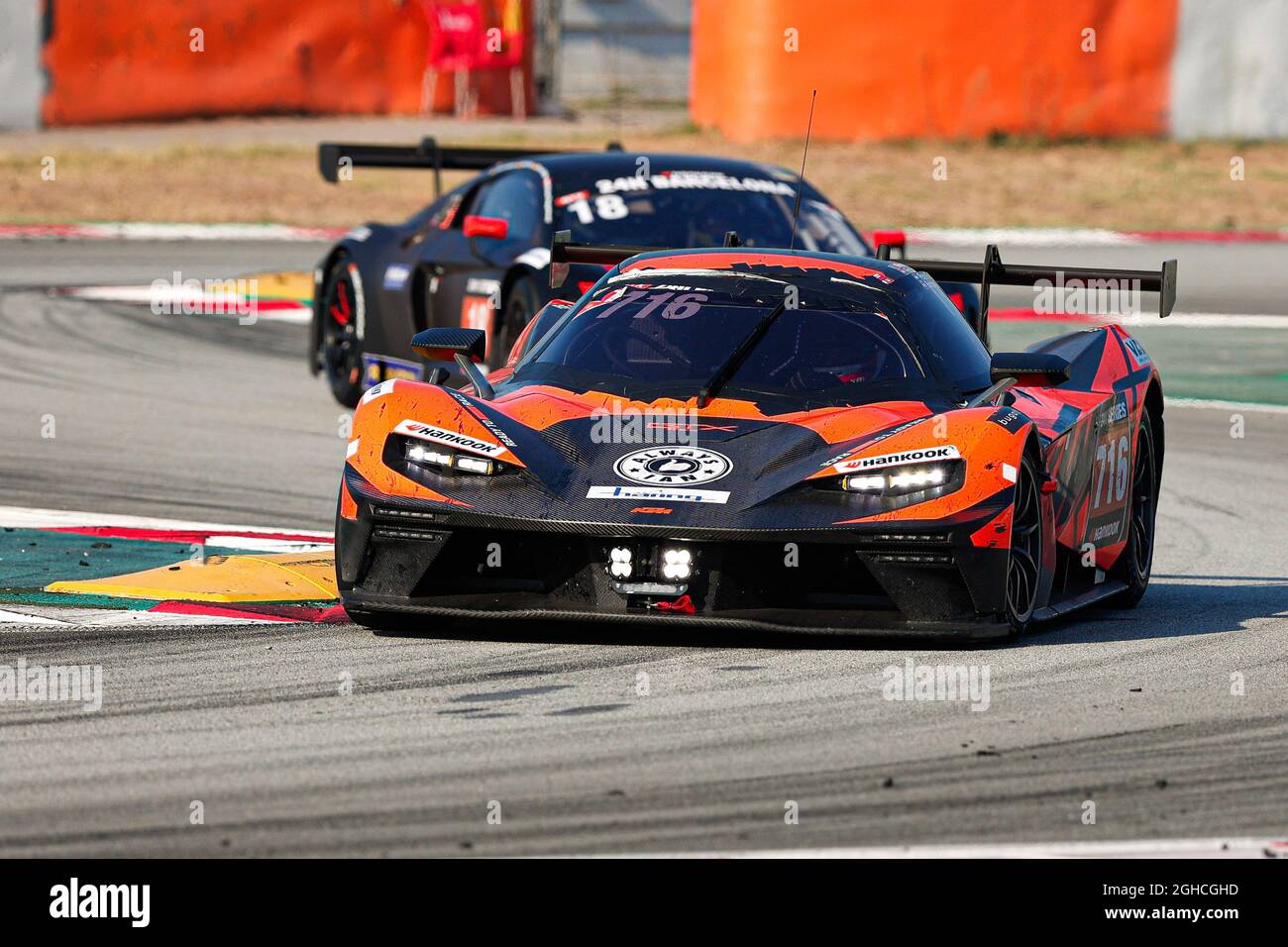 Montmelo, Barcelona, Spanien. September 2021. Fahrer: Miguel Oliveira, Reinhard Kofler, Ferdinand Stuck und Peter Kox vom True Racing Team mit KTM X-BOW GTX beim HANKOOK 24H BARCELONA 2021 Rennen auf dem Circuit de Catalunya. (Bild: © David Ramirez/DAX via ZUMA Press Wire) Stockfoto