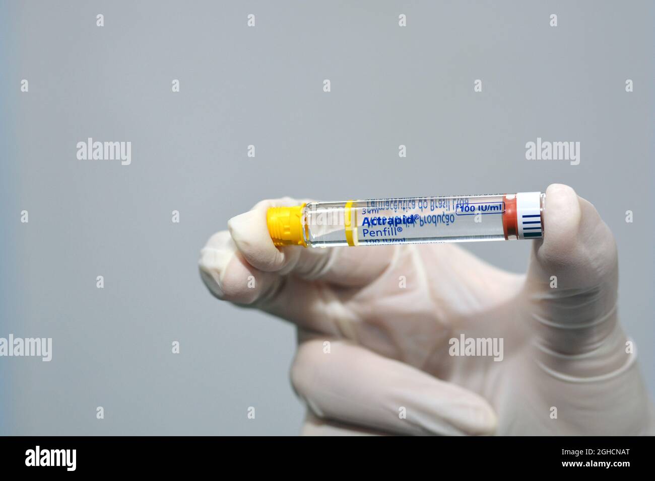 Actrapid humane Insulin rDNA Penfill 100 IU-Lösung zur subkutanen oder intravenösen Injektion in Kartusche zur Verwendung mit Novo Nordisk-Geräten Stockfoto