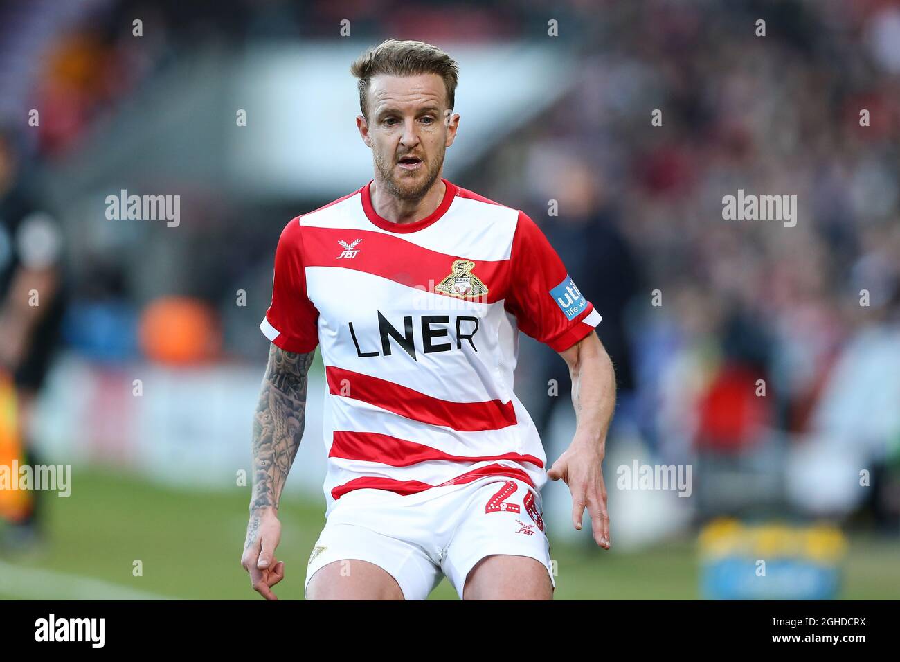 James Coppinger von Doncaster Rovers während des Spiels der fünften Runde des Emirates FA Cup im Keepmoat Stadium, Doncaster. Bilddatum: 17. Februar 2019. Bildnachweis sollte lauten: James Wilson/Sportimage via PA Images Stockfoto