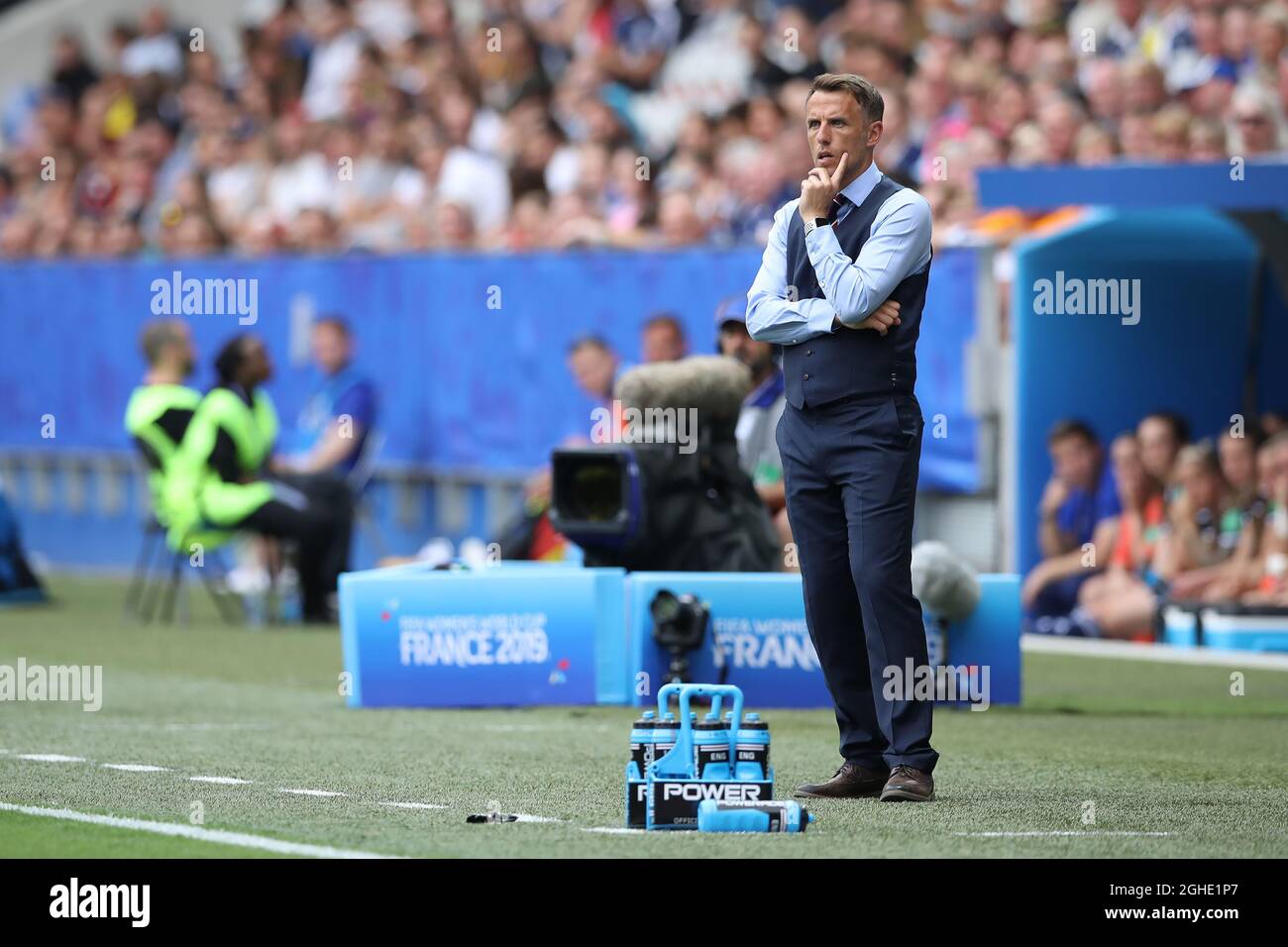 Philip Neville Manager von England während des FIFA Frauen-WM-Spiels im Allianz Riviera Stadium, Nizza. Bilddatum: 9. Juni 2019. Bildnachweis sollte lauten: Jonathan Moscrop/Sportimage via PA Images Stockfoto