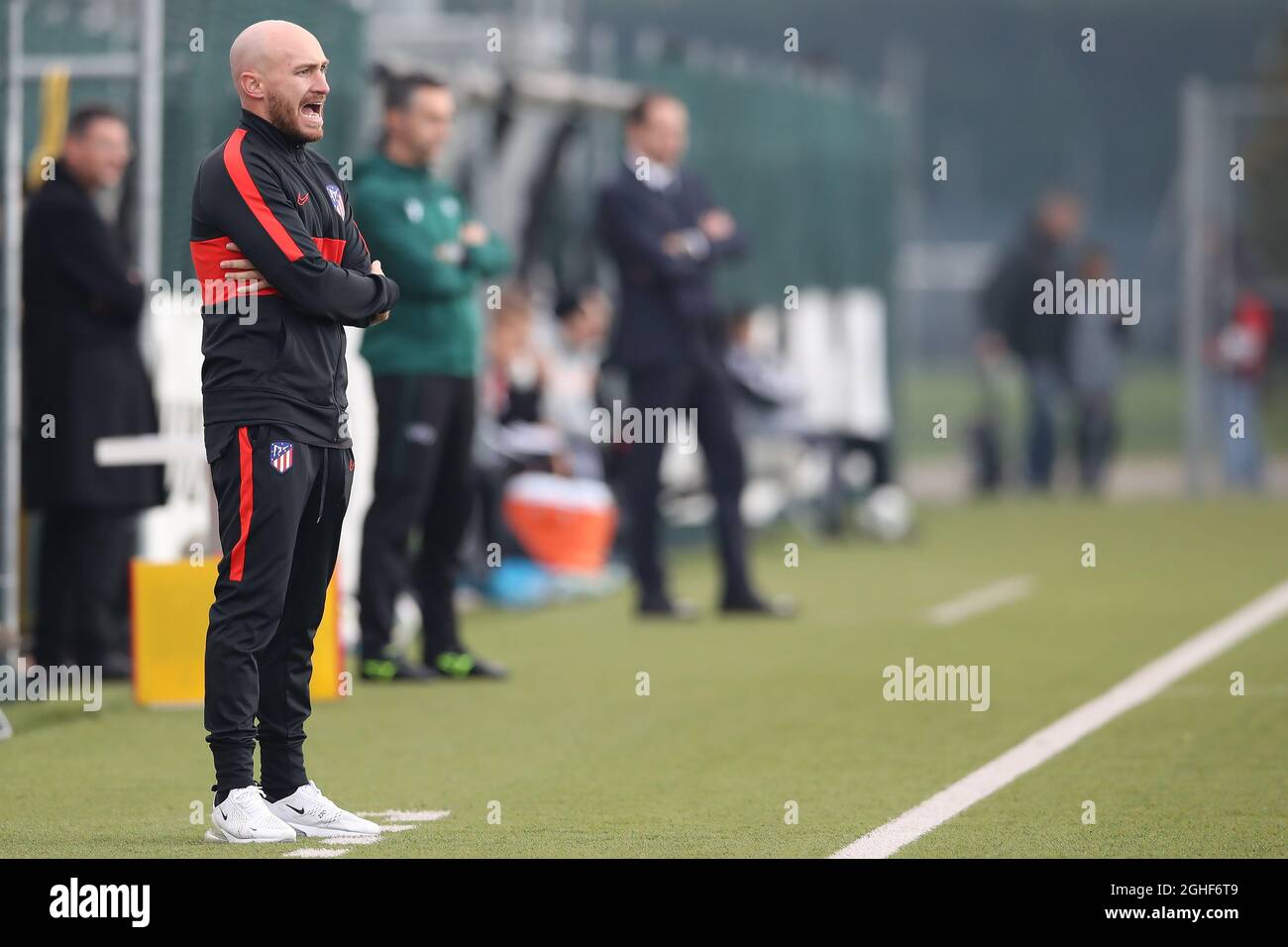 Carlos Gonzalez Juarez Cheftrainer der Atletico Madrid U19 während des Spiels der UEFA Youth Champions League im Juventus Center, Vinovo. Bilddatum: 26. November 2019. Bildnachweis sollte lauten: Jonathan Moscrop/Sportimage via PA Images Stockfoto