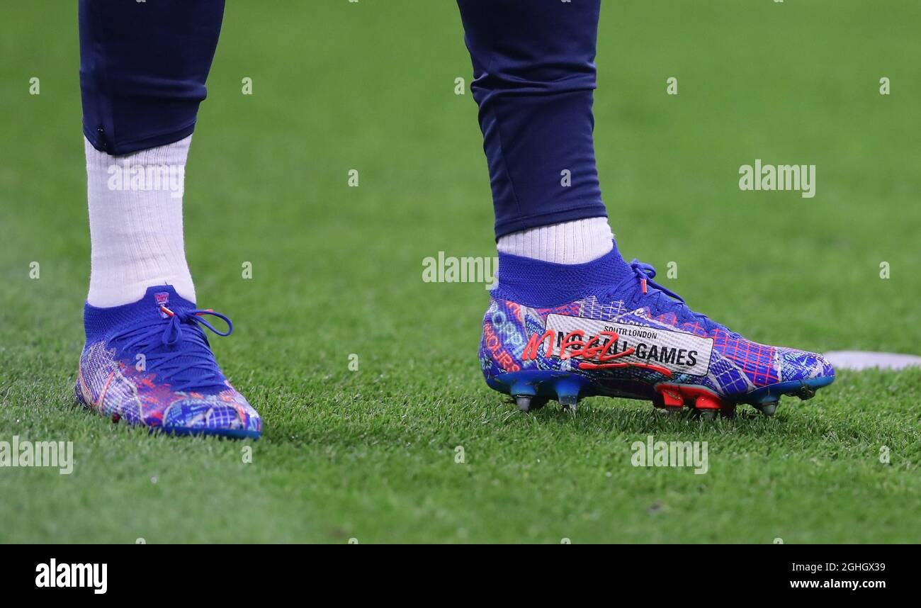 Jadon sancho boots -Fotos und -Bildmaterial in hoher Auflösung – Alamy