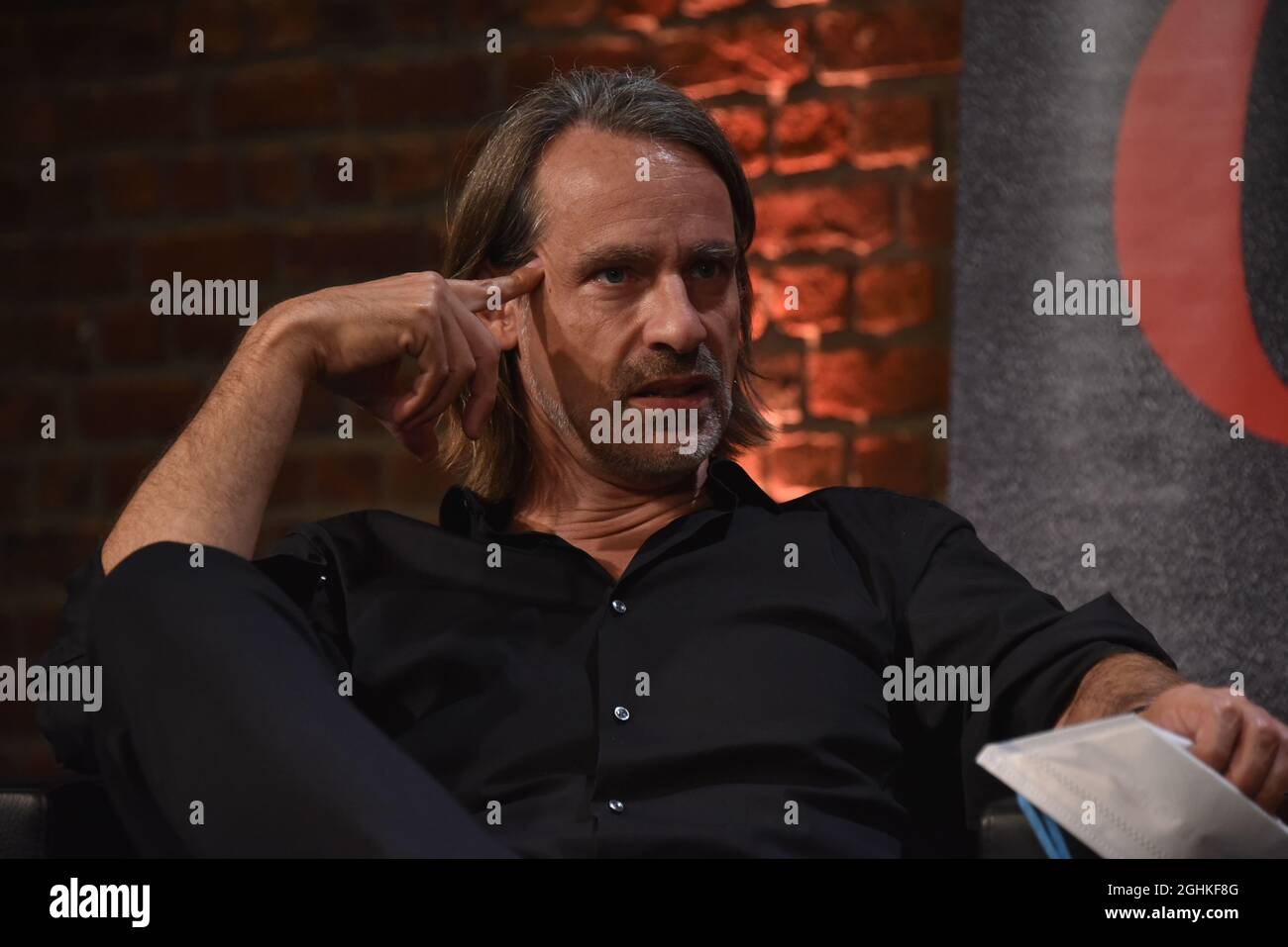 Köln, Deutschland. September 2021. Der Philosoph und Autor Richard David Precht spricht und diskutiert auf phil.COLOGNE, dem internationalen Festival für Philosophie.Quelle: Horst Galuschka/dpa/Alamy Live News Stockfoto