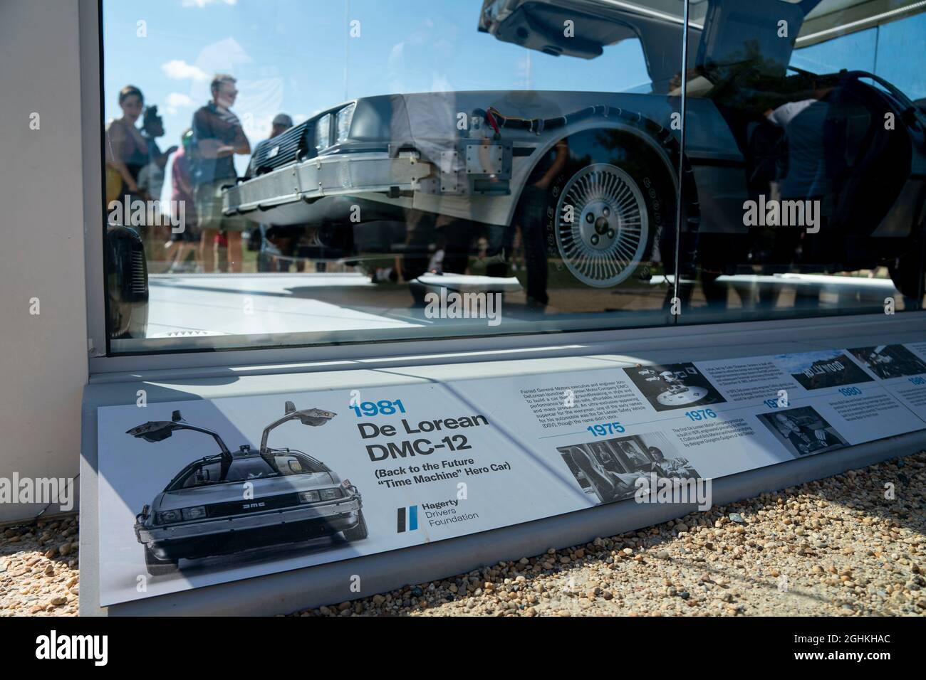 Washington, USA. September 2021. Ein DMC-12-Auto der DeLorean Motor Company, das im Film „Zurück in die Zukunft“ verwendet wird, ist am 6. September 2021 in Washington, DC, USA, zu sehen. Quelle: Liu Jie/Xinhua/Alamy Live News Stockfoto