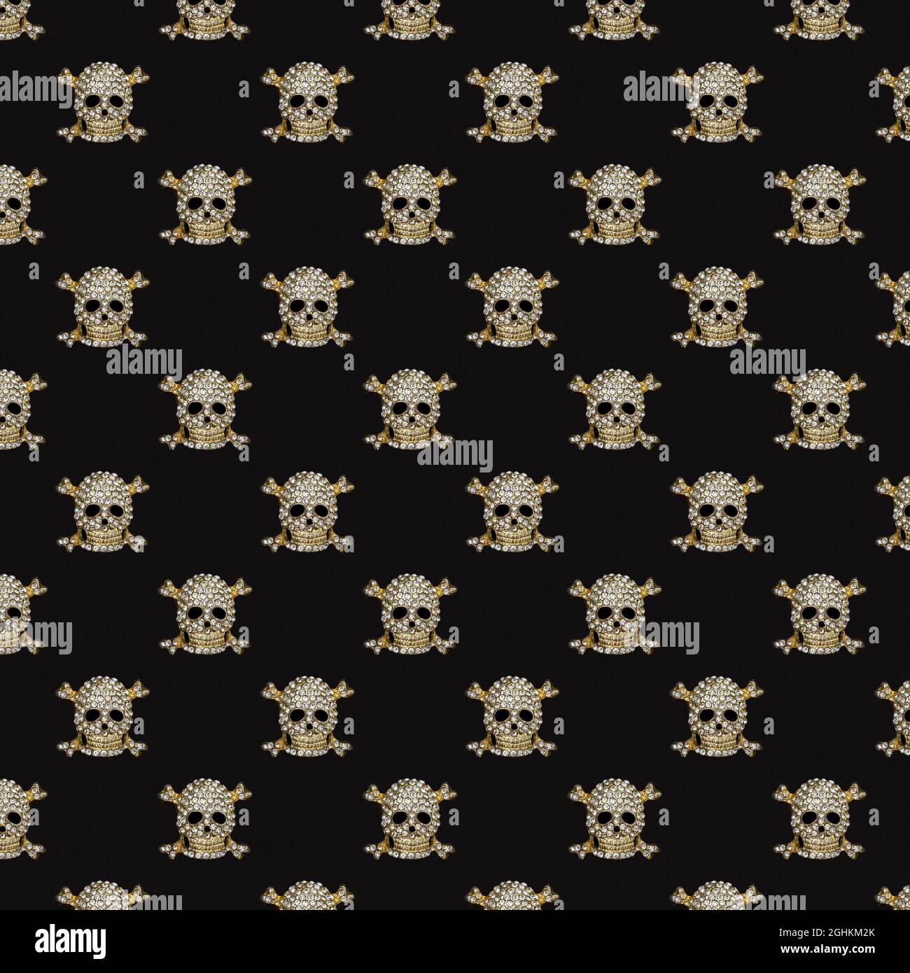 Nahtloses halloween-Muster. Goldener Totenkopf mit Glitzersteinchen auf schwarzem Hintergrund. Happy Hallowen Holiday Konzept. Stockfoto