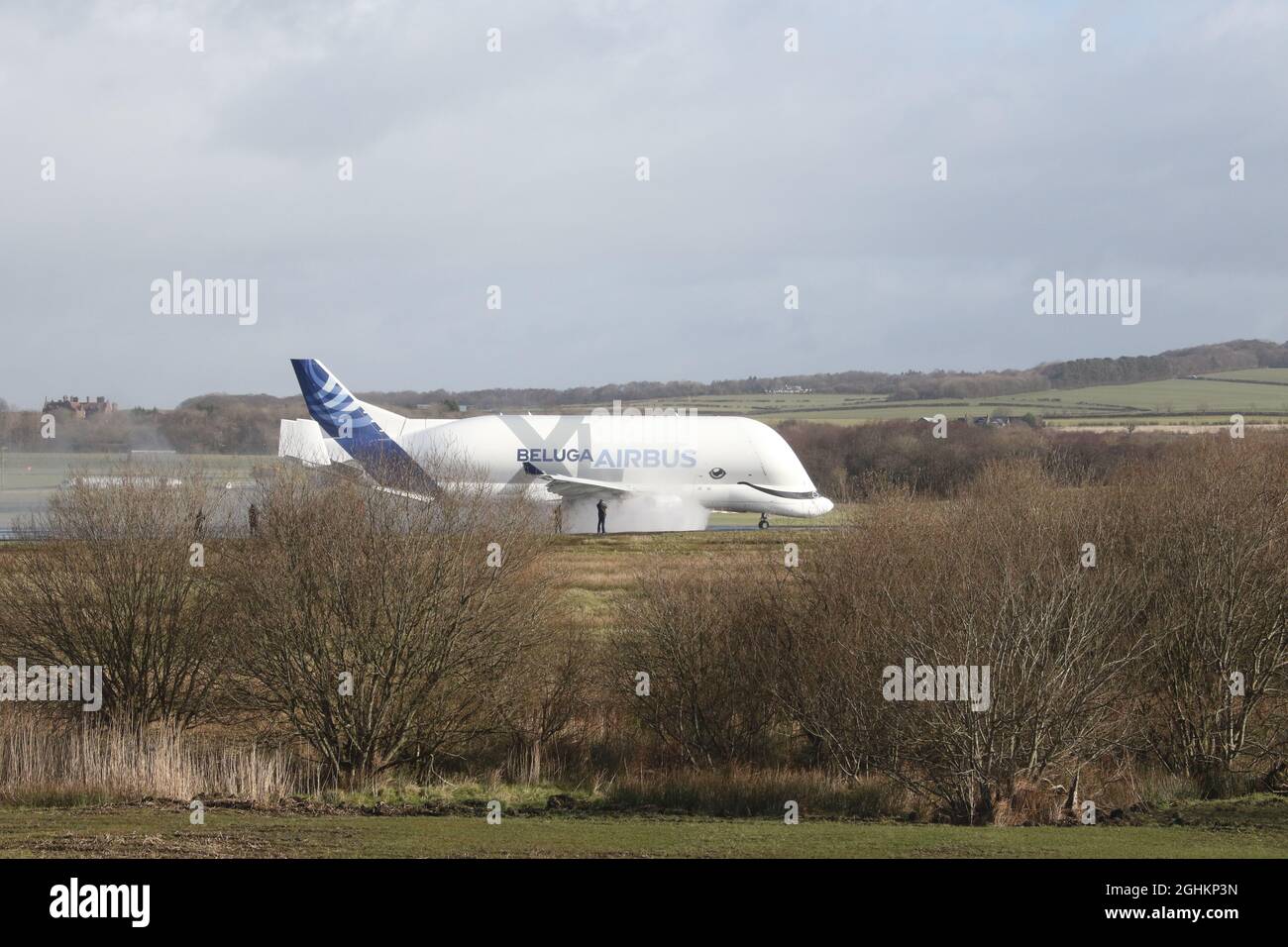 Flughafen Glasgow Prestwick, Ayrshire, Schottland. Großbritannien, 11. März 2020. Airbus A300-600ST, bekannt als Beluga bei einer Trainingsübung Stockfoto