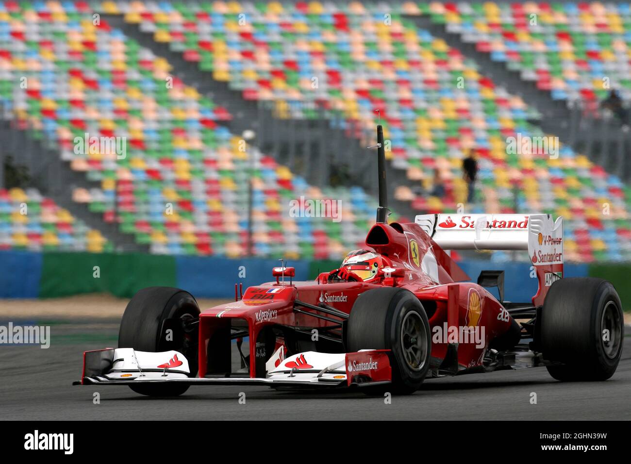 Ferrari test. Жюль формула 1. Кими 2008 Маньи-кур.