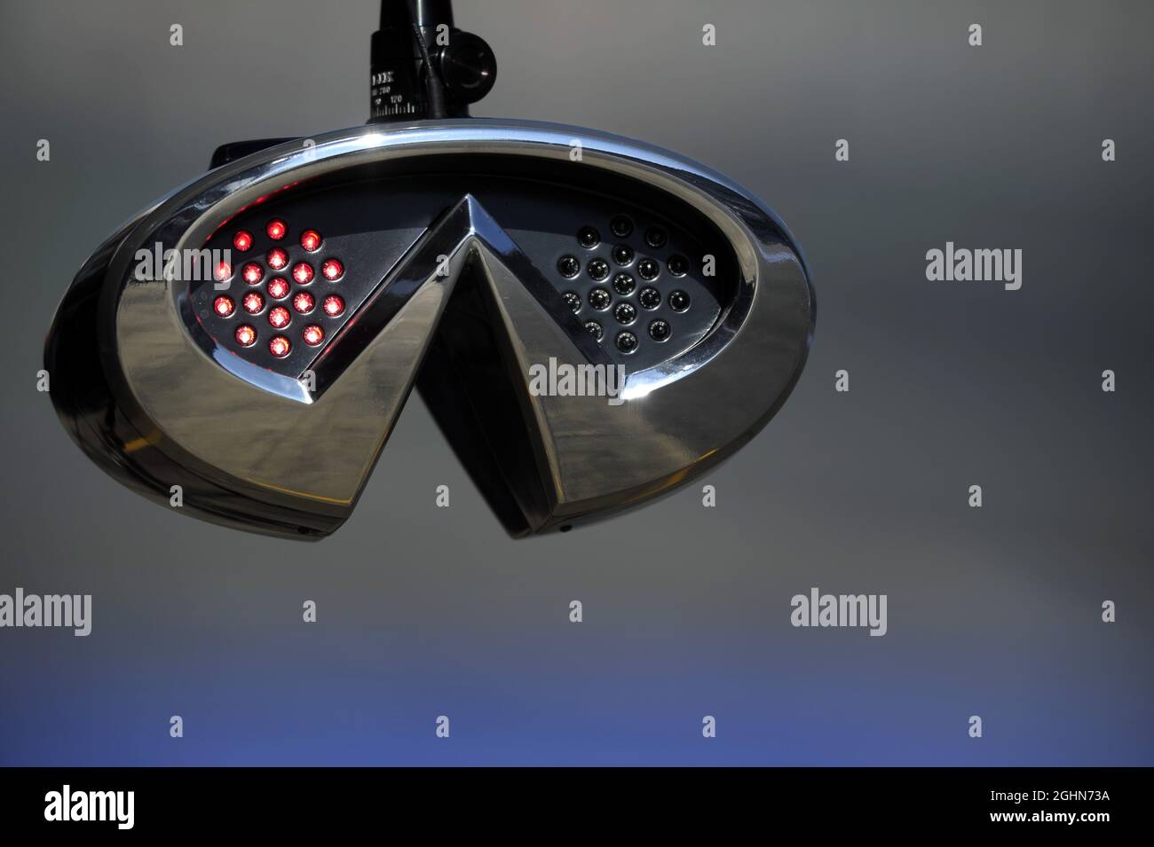 Red Bull Racing Boxenstopp-Lichtanlage. 20.02.2013. Formel-1-Test, Tag Zwei, Barcelona, Spanien. Stockfoto