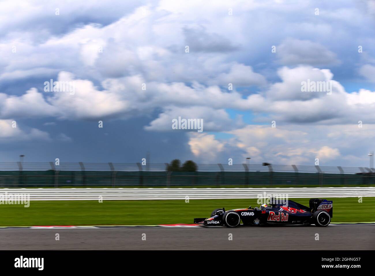 Sergio Sette Camara (BRA) Scuderia Toro Rosso STR11 Testfahrer. 13.07.2016. Formel-1-Saisonprüfung, Tag Zwei, Silverstone, England. Mittwoch. Bildnachweis sollte lauten: XPB/Press Association Images. Stockfoto