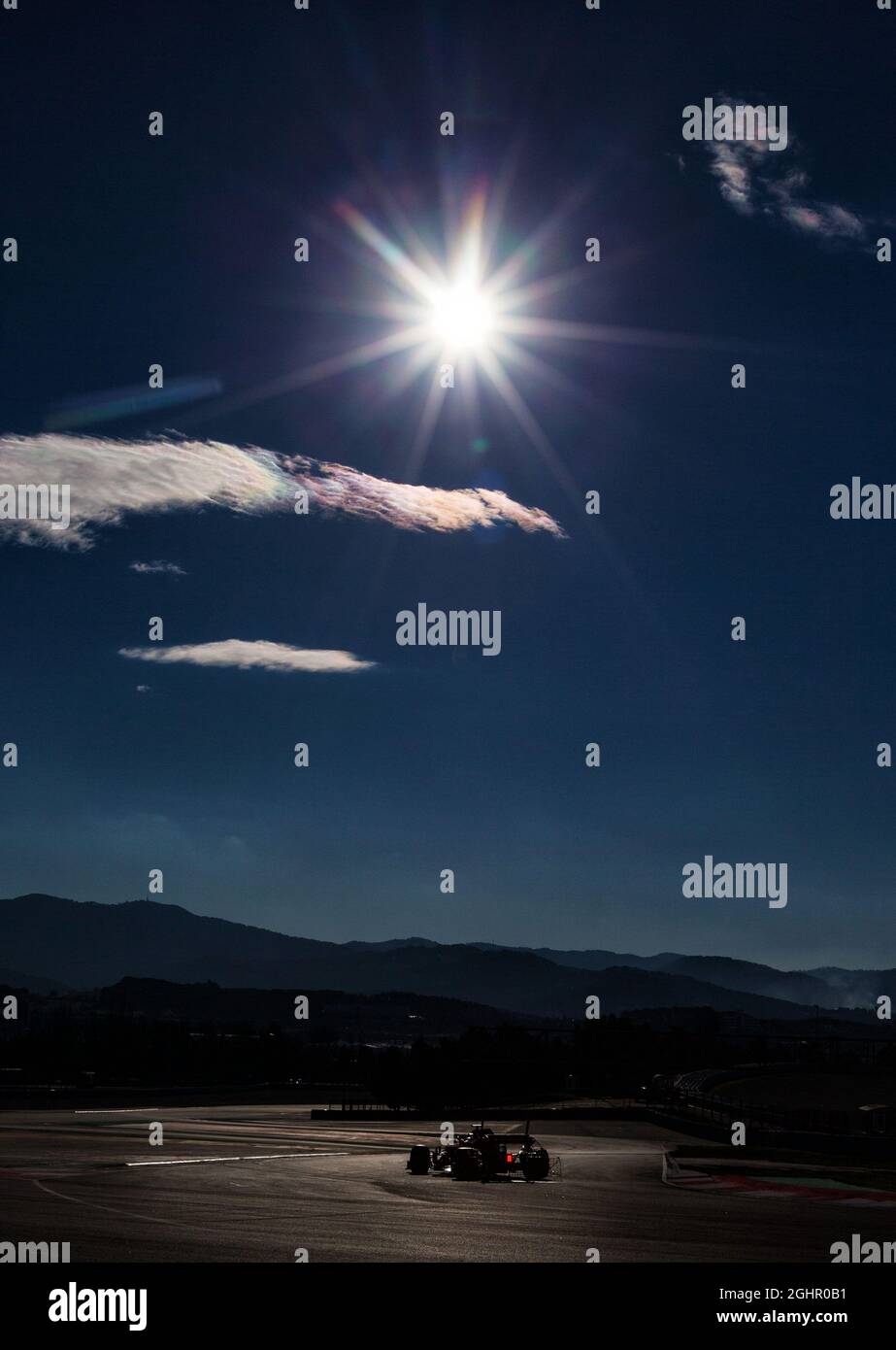 Bei schwachem Licht. 06.03.2018. Formel-1-Test, Erster Tag, Barcelona, Spanien. Dienstag. Bildnachweis sollte lauten: XPB/Press Association Images. Stockfoto