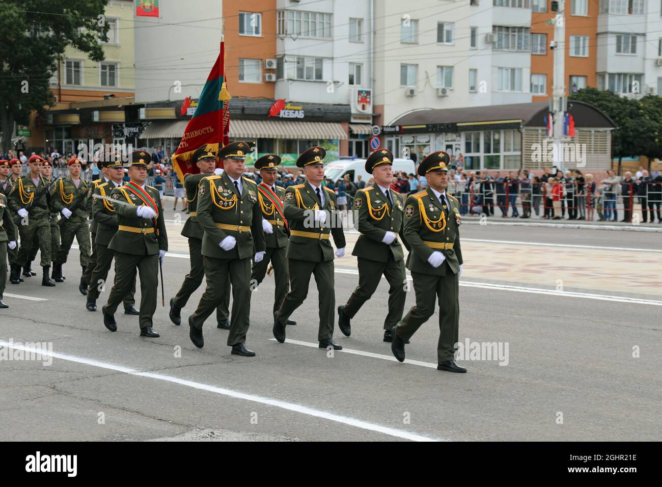 2021 Militärparade auf dem Suworow-Platz in Tiraspol zum 31. Unabhängigkeitstag in Transnistrien Stockfoto