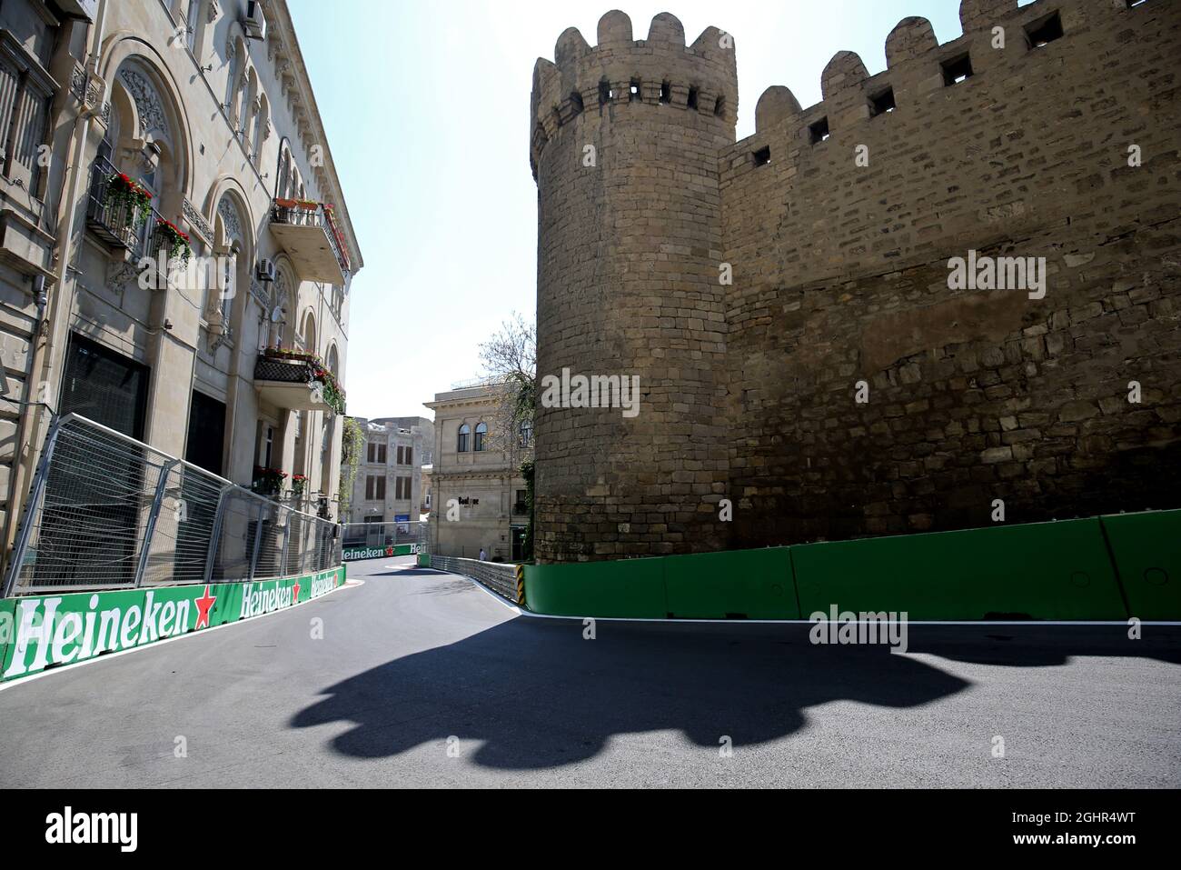 Track-Atmosphäre. 26.04.2018. Formel-1-Weltmeisterschaft, Rd 4, Großer Preis Von Aserbaidschan, Baku Street Circuit, Aserbaidschan, Tag Der Vorbereitung. Bildnachweis sollte lauten: XPB/Press Association Images. Stockfoto